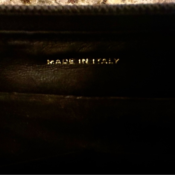 Chanel Caviar Zip Around Wallet - Picture 7 of 16